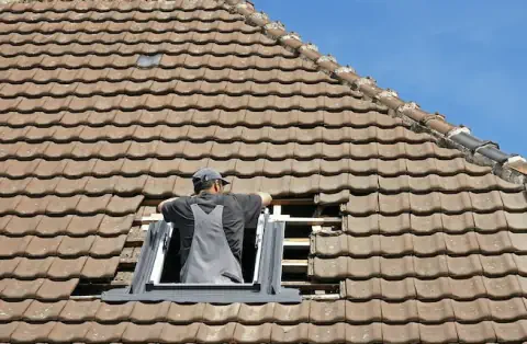 Pose de velux - Saint-Pavace